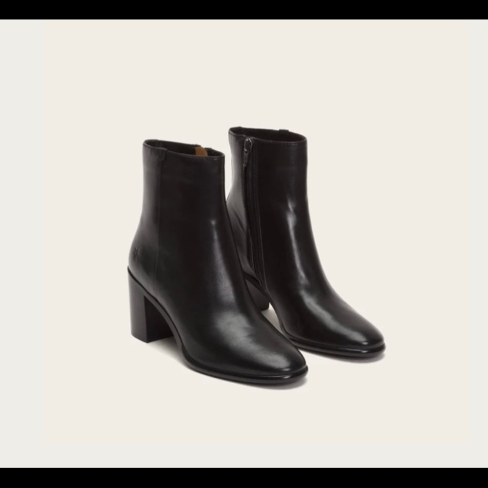 Frye Julia Booties in Black Size US Women’s 9.5
